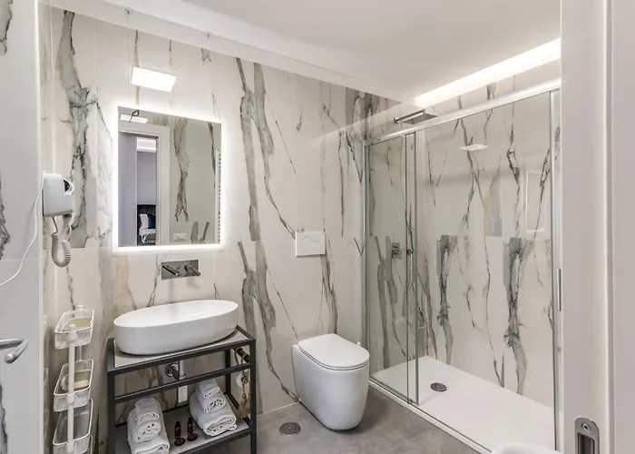 3storie Vatican St Peter Konukevi